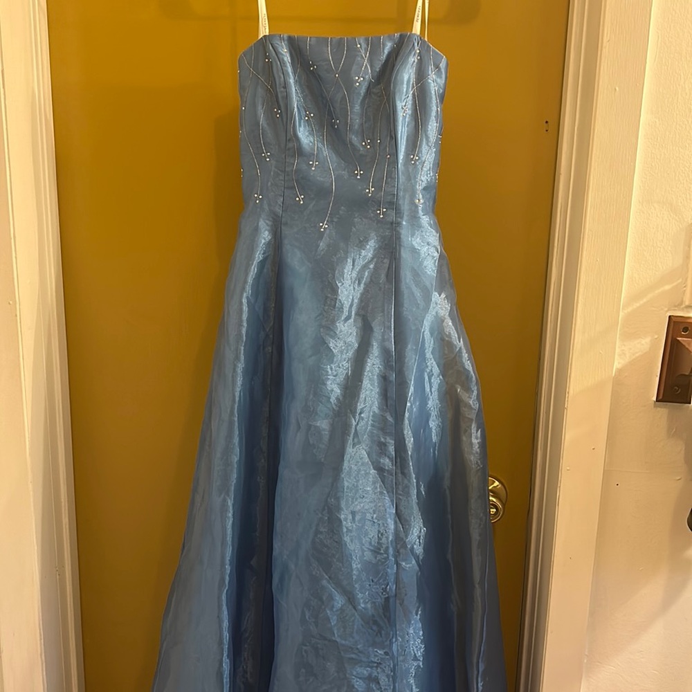 Blue dress